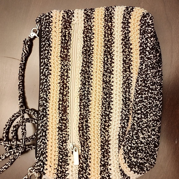“The Sak” CROCHET small Bag - Picture 3 of 6